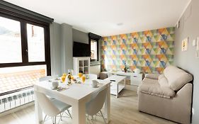 Apartamentos Turísticos San Lorenzo